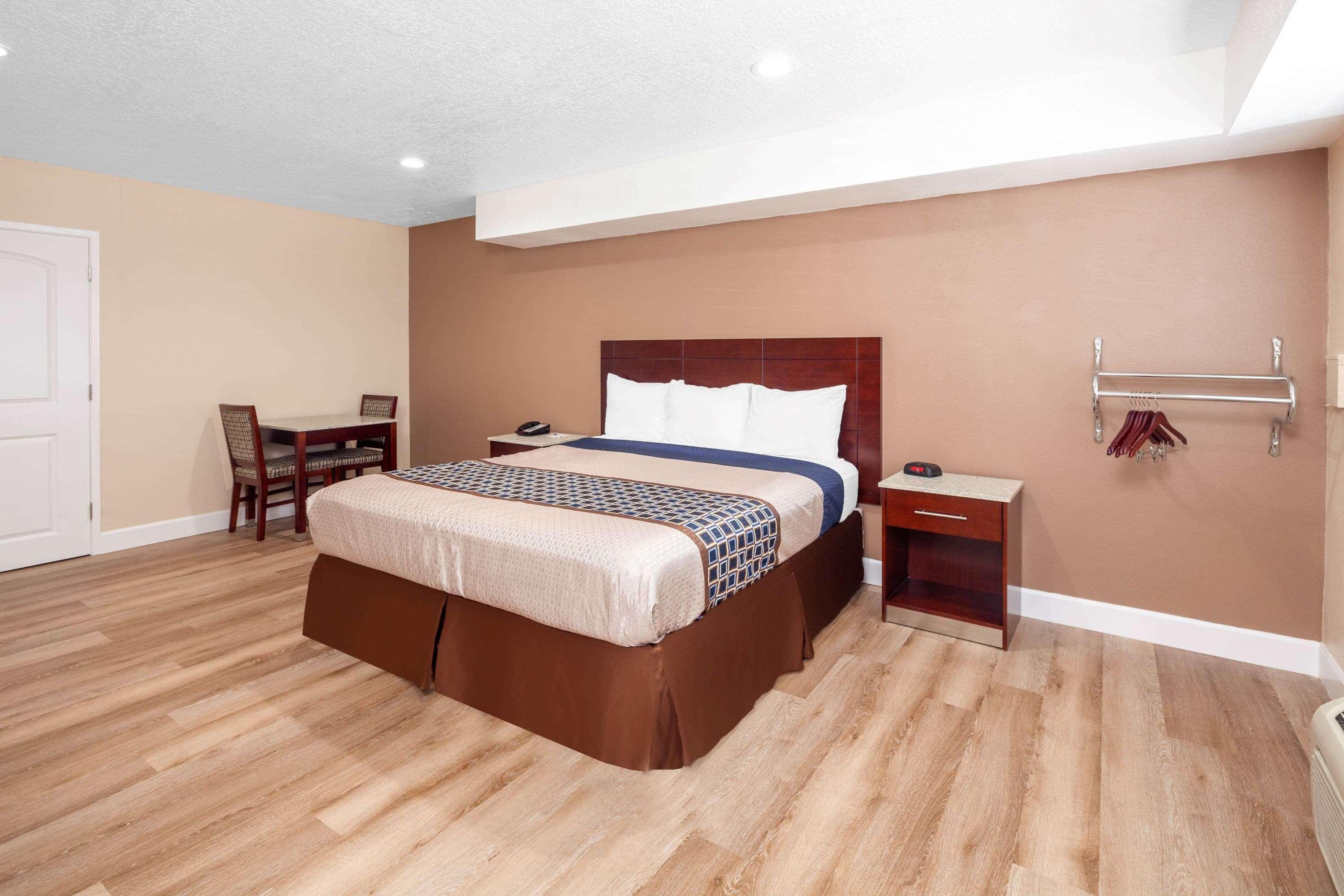Travelodge By Wyndham Harbor City Los Angeles Exteriör bild
