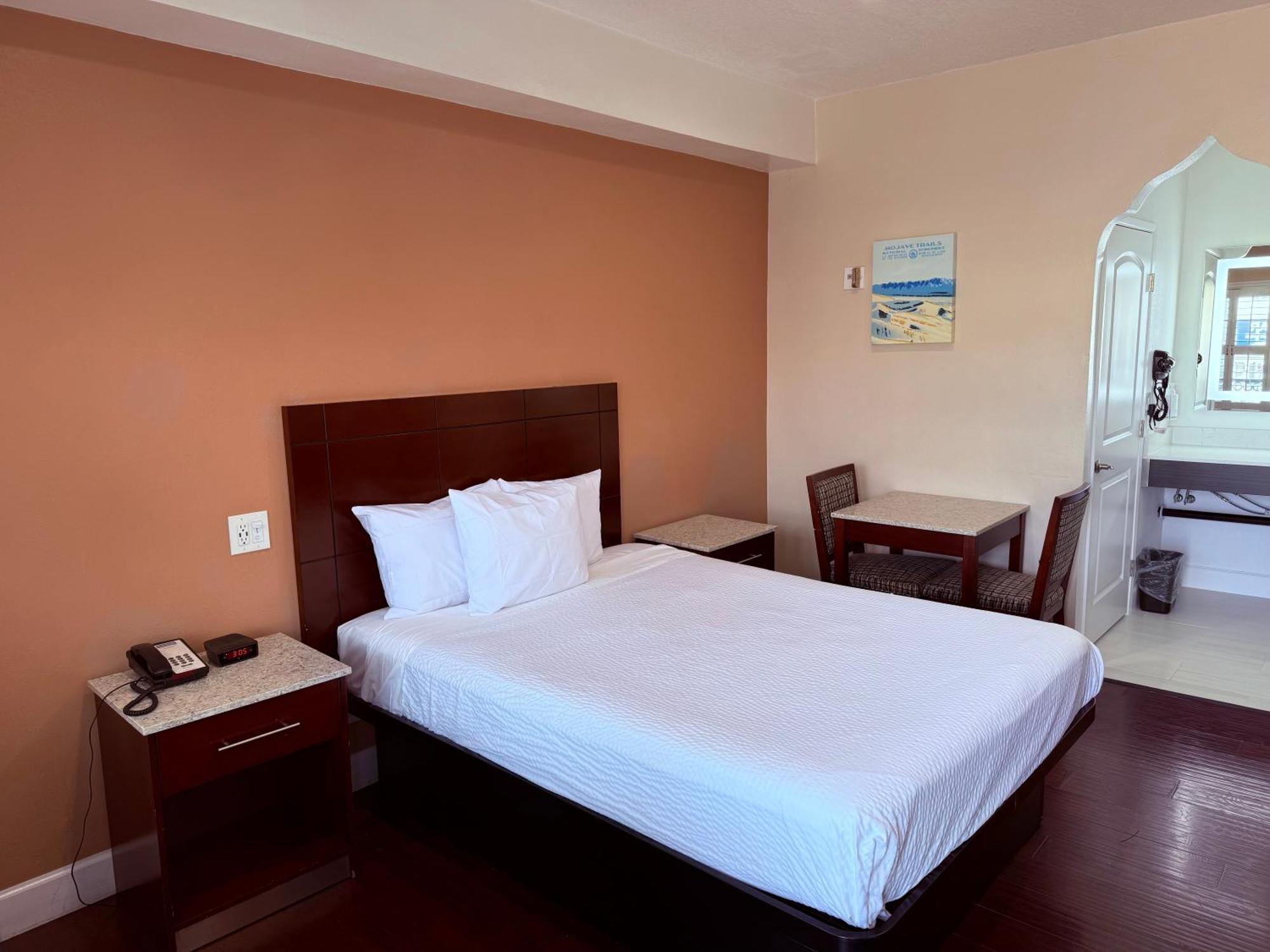Travelodge By Wyndham Harbor City Los Angeles Exteriör bild